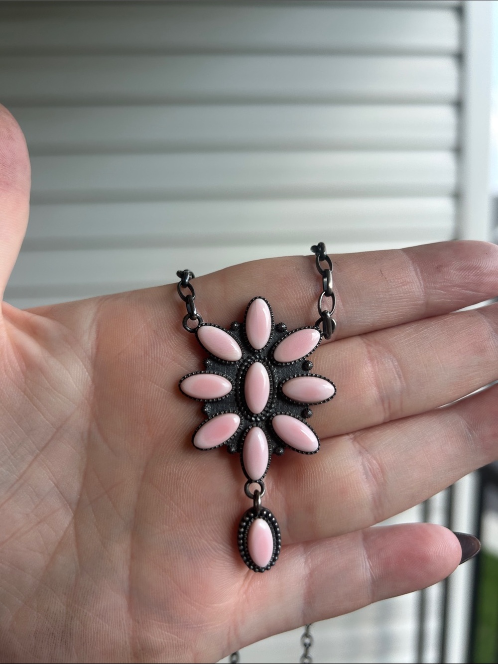 Pink Conch Cluster Pendant Necklace